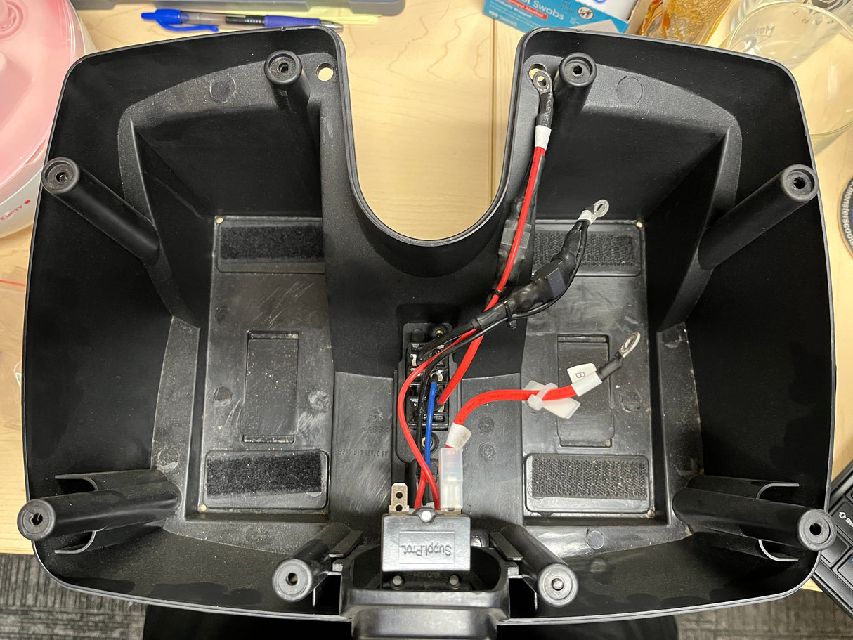 High Capacity Battery Tray for the Go-Go Elite Traveller, Elite Traveller LR, Elite Traveller Plus, Elite Traveller Plus HD, and Sport Scooters (Blemished)