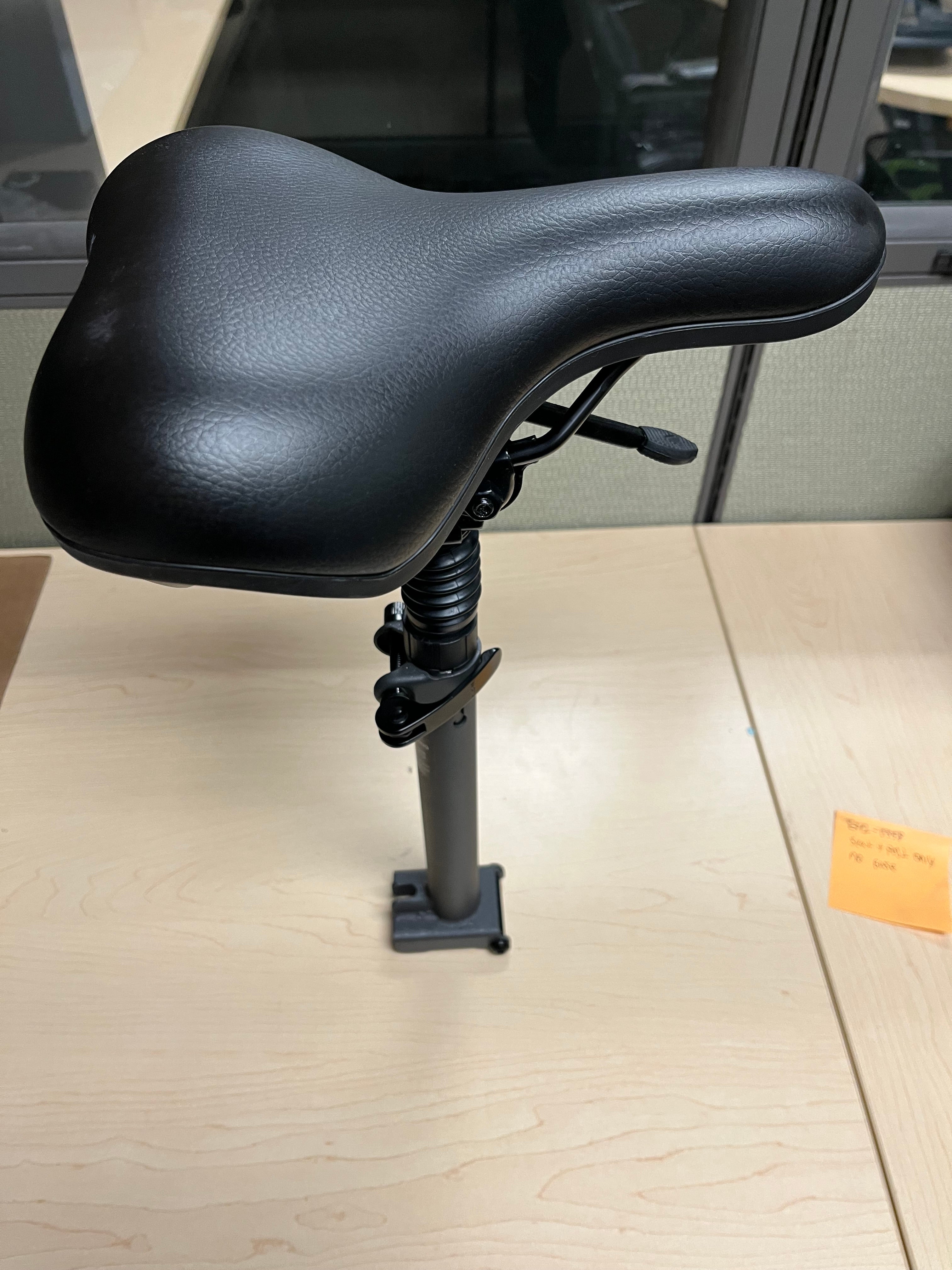 Seat with Mounting Post for the Ninebot MAX G30 Scooter (Missing Hardware)