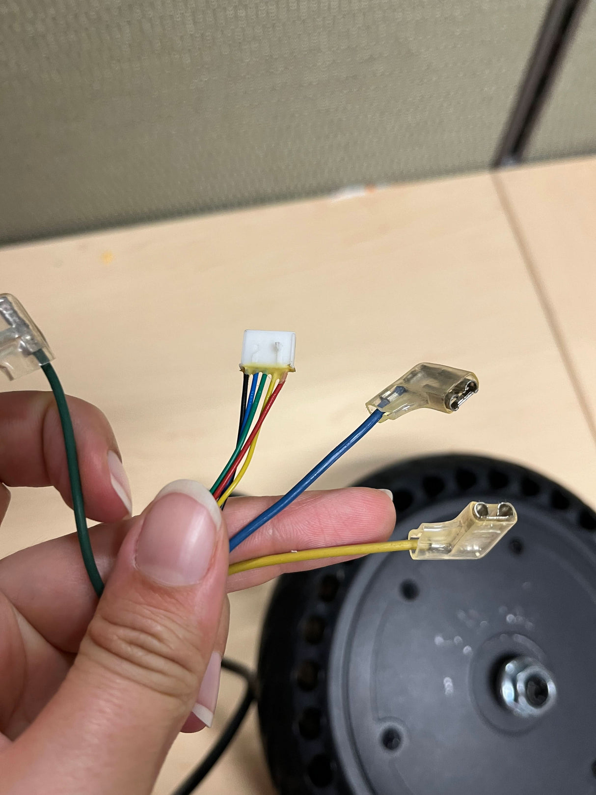 500W Hub Motor & Front Wheel Assembly with Solid Tire for the Xiaomi Mi M365 (Blemished)