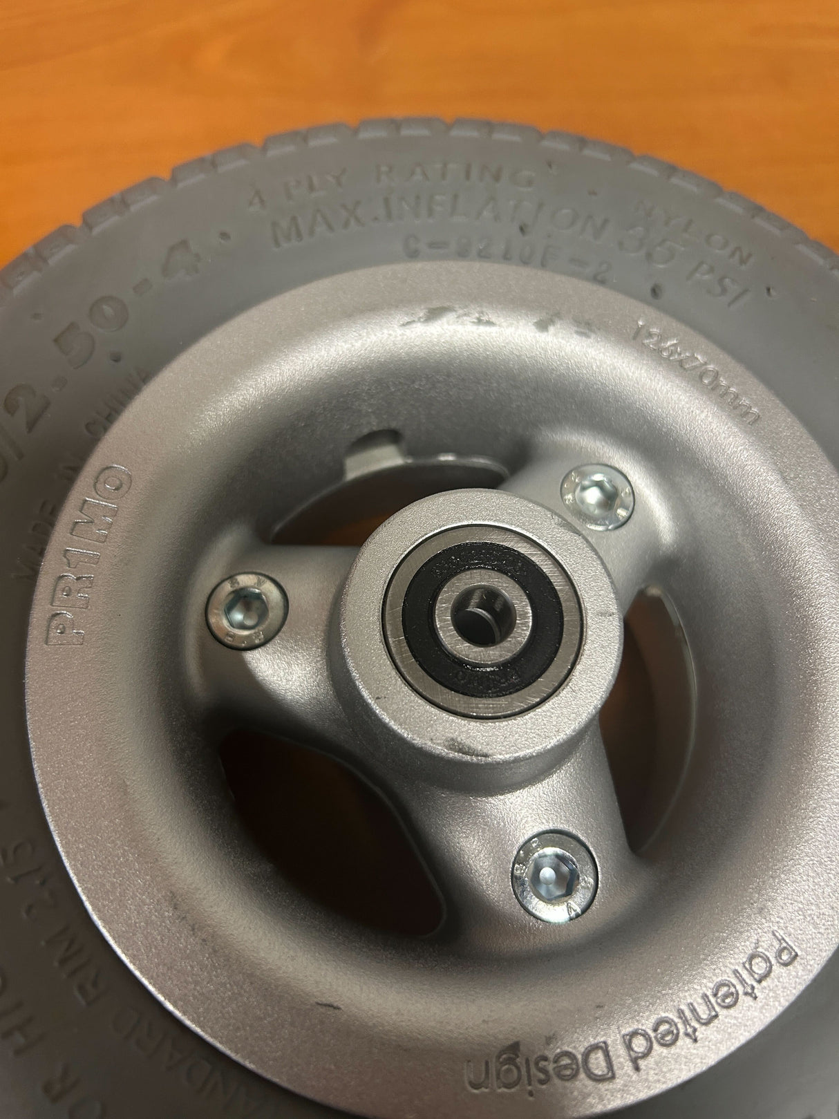 9" Flat-Free Caster Wheel for the Quantum Rival (WHLASMB1823) (Blemished)