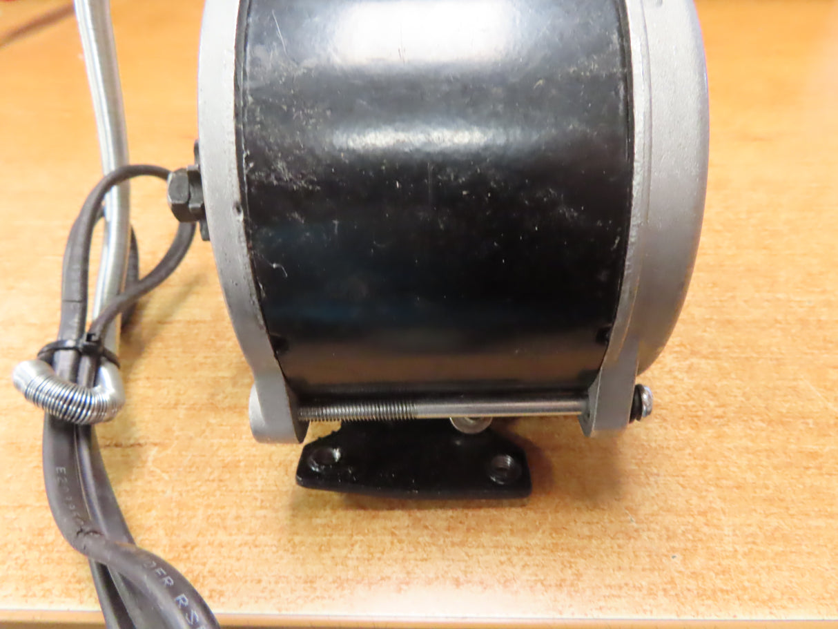 Close-up of the 500 Watt Motor with 9-Tooth Sprocket for the Razor Crazy Cart XL (Versions 1+), featuring a black and silver mechanism with visible mounting bracket and screw details.