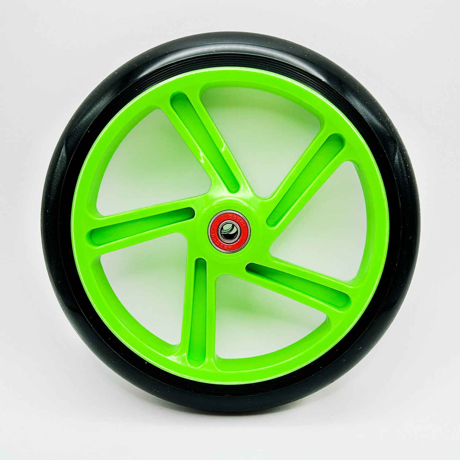 200 mm Wheel for the Razor A5 Lux & Carbon Lux Kick Scooter, featuring a green polyurethane wheel with a red center and 608-2RS or 608ZZ bearings.