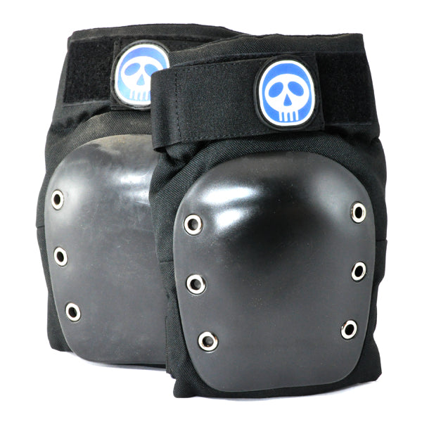 X-Large Black Hard Cap Knee Guards (Set of 2) with hard knee cap protectors, Velcro™ straps, and Pryme™ skull logo, perfect for BMX riders, skateboarders, and scooterists.