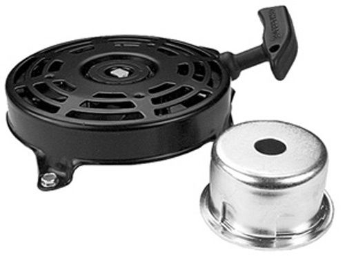 Pull Start 493295/497598 for Briggs & Stratton Quantum & Europa Gas Engines, featuring a black metal circular object with a black handle and vented metal lid, essential for lawn mowers and pressure washers.