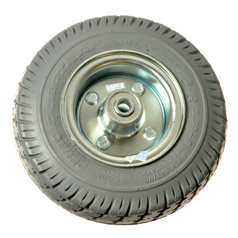 2.80/2.50-4 (9x3) Flat Free Front Wheel Assembly for PaceSaver Plus III, featuring a metal rim and Primo Durotrap tread design. Ideal for mobility scooters, combining durability and versatility for indoor and outdoor use.