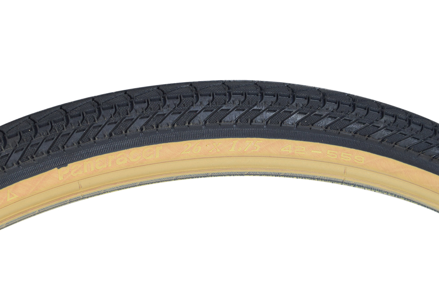 Close-up of 26x1.75 Pasela Bicycle Tire showcasing its hybrid commuter tread with raised center for low rolling resistance.