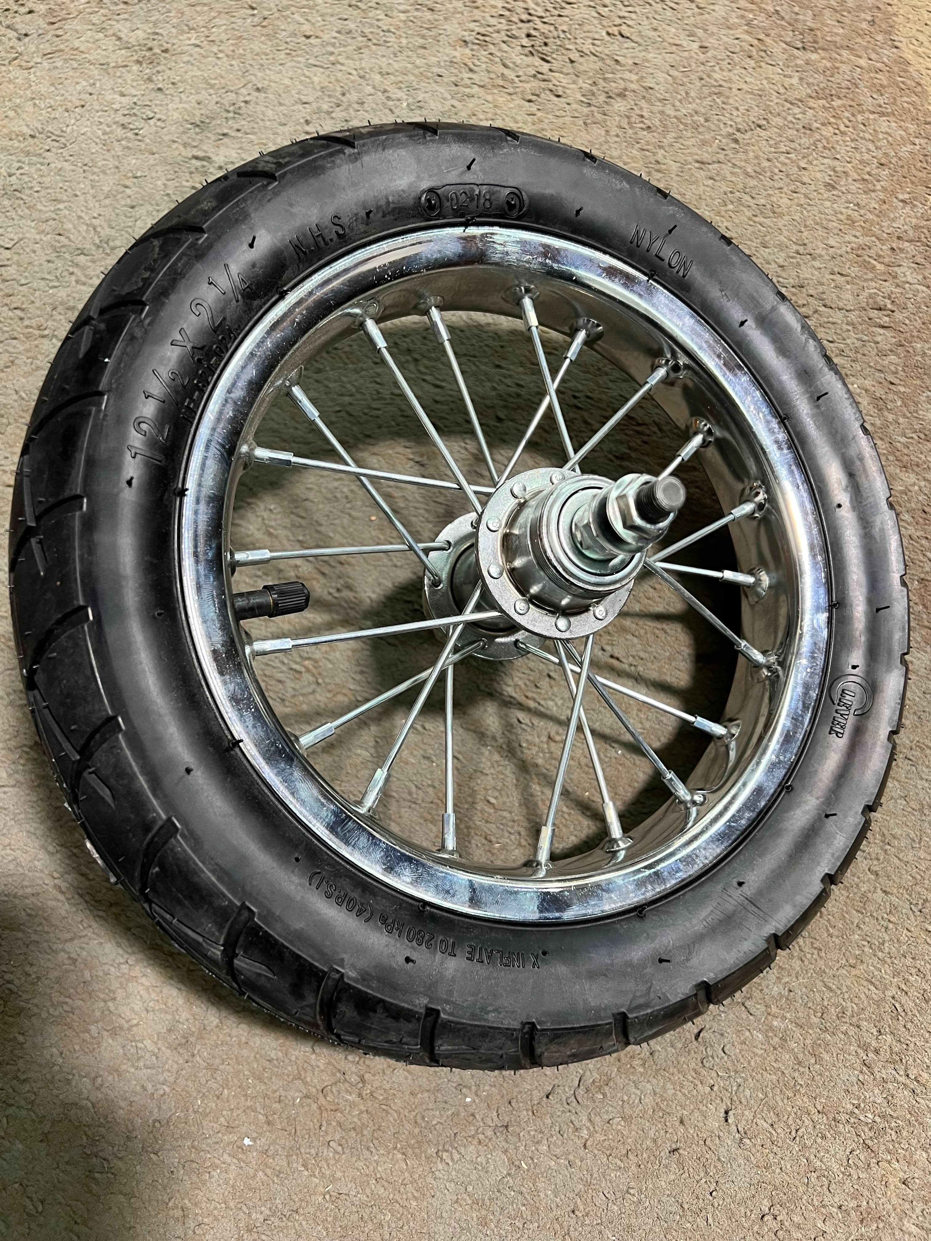 Monster Wheel Razor Rear Wheel Assembly with Wire Spoke Rim for the Razor Pocket Mod (Vers ...