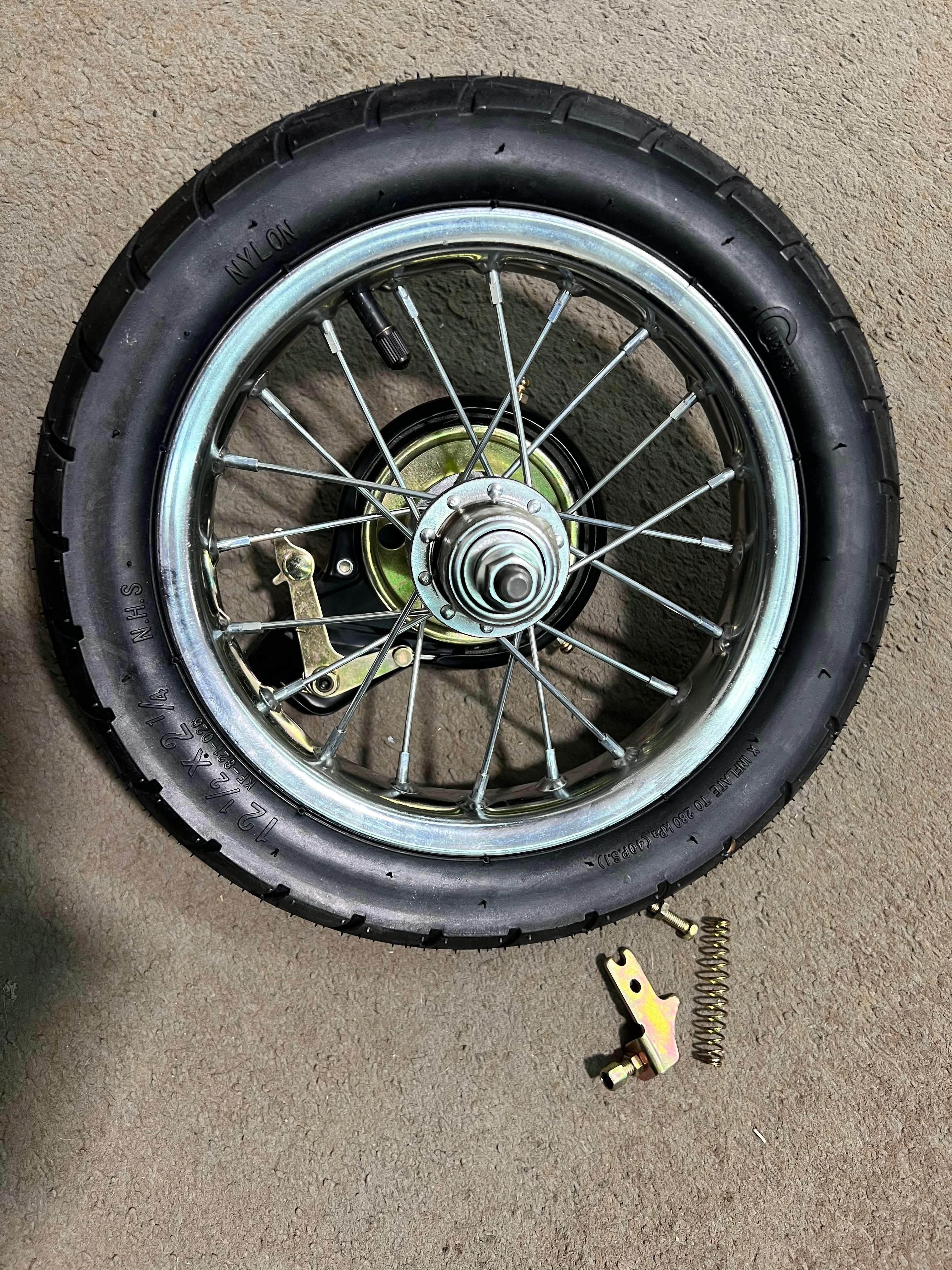 Pocket Mod Stock Rim Rear Wheel Assembly with Wire Spoke Rim for the Razor Pocket Mod (Vers ...