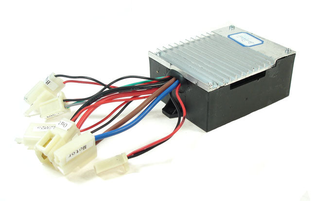 CT-312C1 / HB3650TYD4-FS1 control module with 4-wire throttle connector for Razor MX500 (Versions 1-9) & MX650 (Versions 1-7), featuring a black box with multiple wires and harnesses.